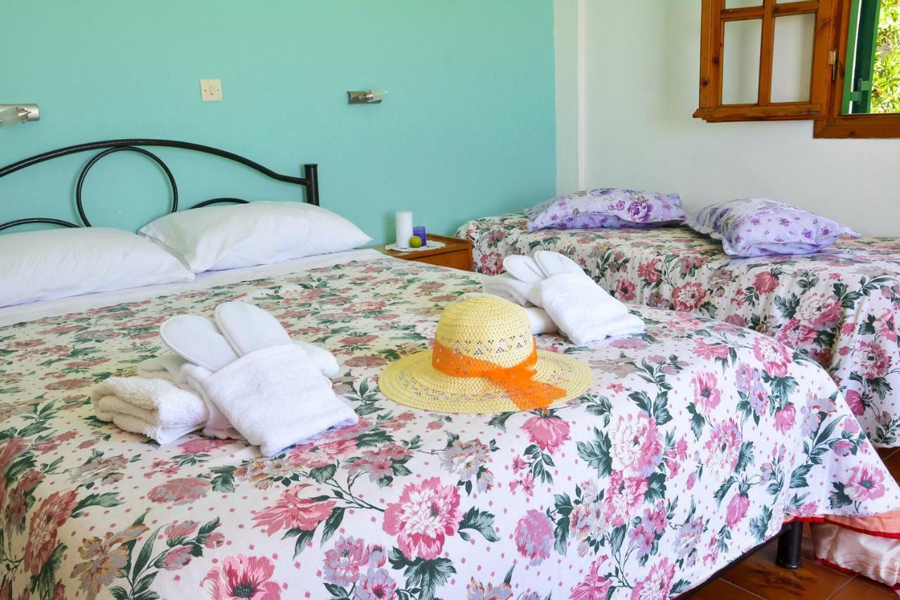 Alex-Giannis Apartments, Barbati Zewnętrze zdjęcie